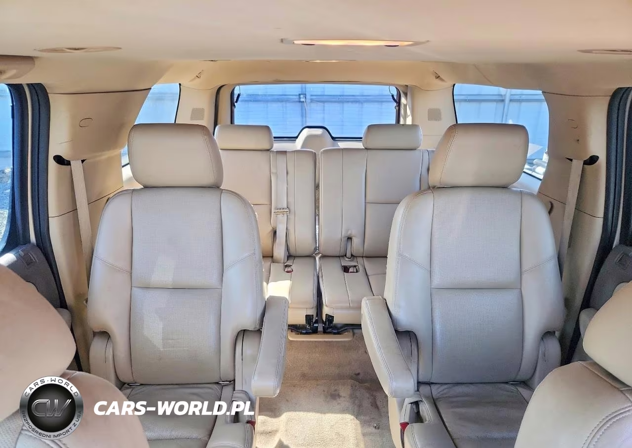 2011 Chevrolet Suburban K1500 Ltz VIN:1GNSKKE3XBR365812 - 10