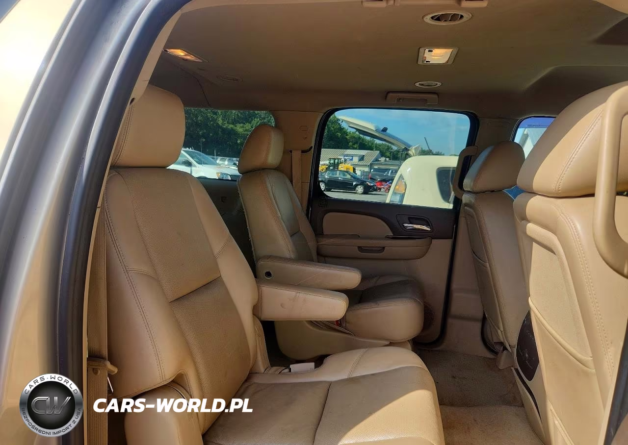 2011 Chevrolet Suburban K1500 Ltz VIN:1GNSKKE3XBR365812 - 11
