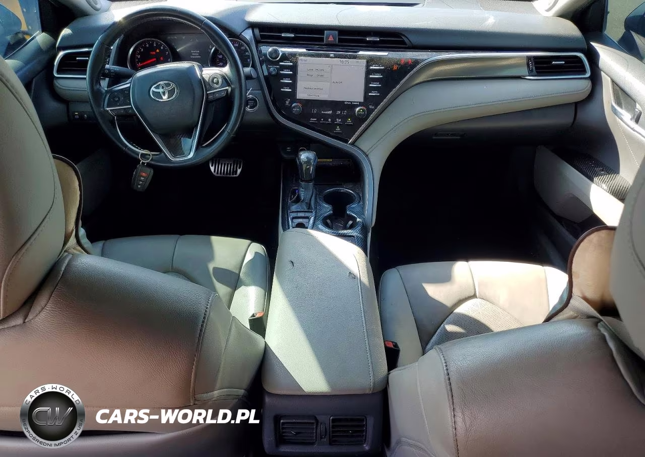 2018 Toyota Camry Xse VIN:4T1B61HK6JU591573 - 8