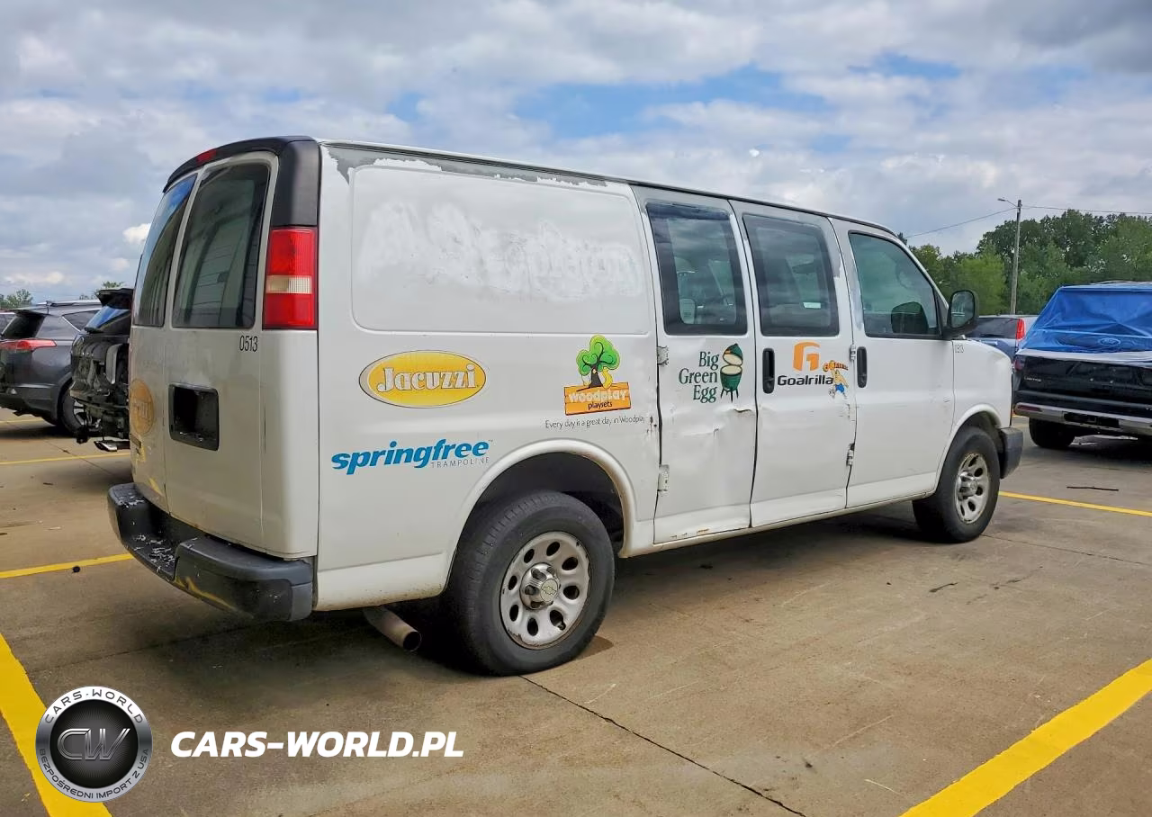 2013 Chevrolet Express G1500 VIN:1GCSGAF44D1107976 - 3