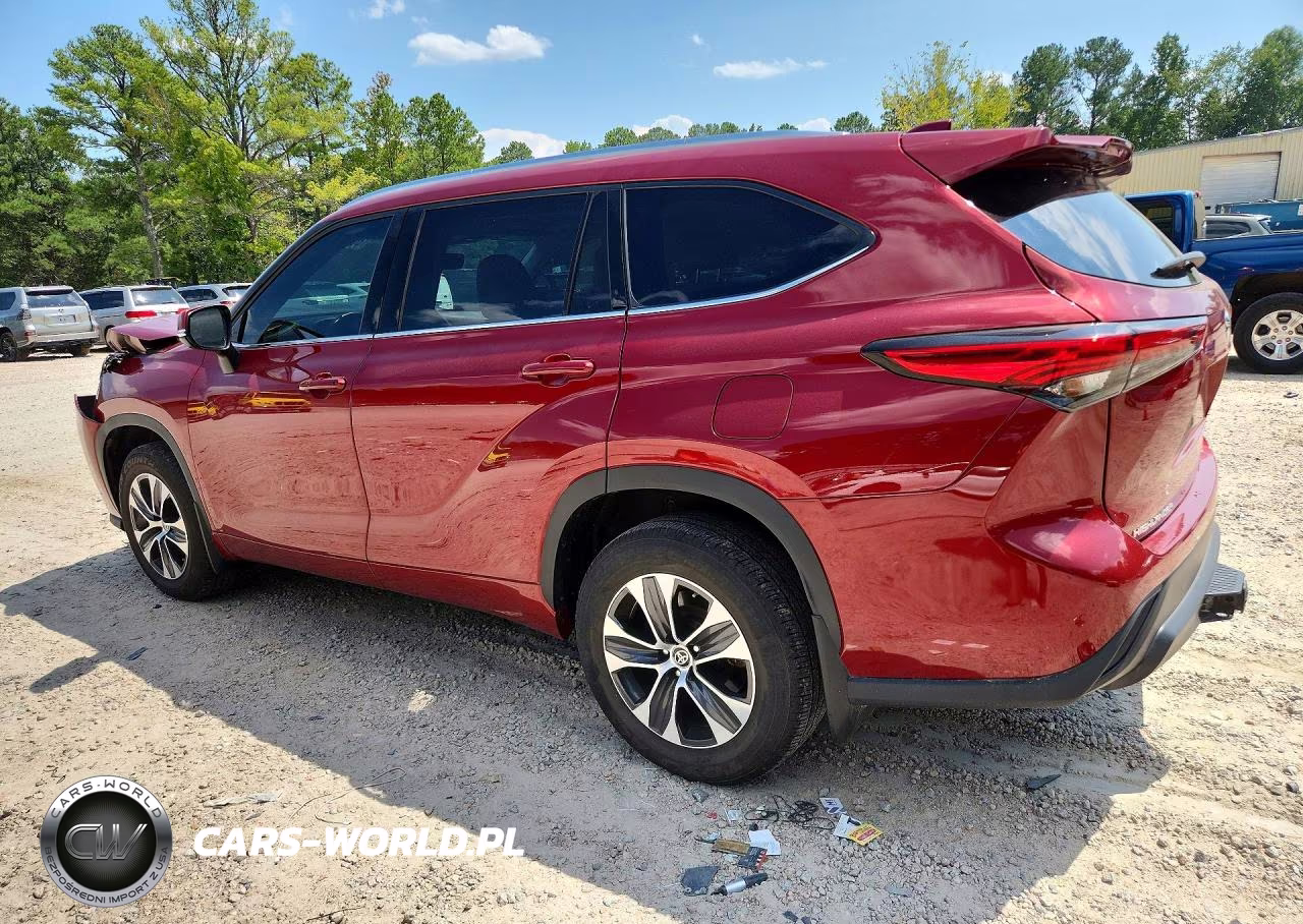 2021 Toyota Highlander Xle VIN:5TDGZRBH3MS089772 - 2