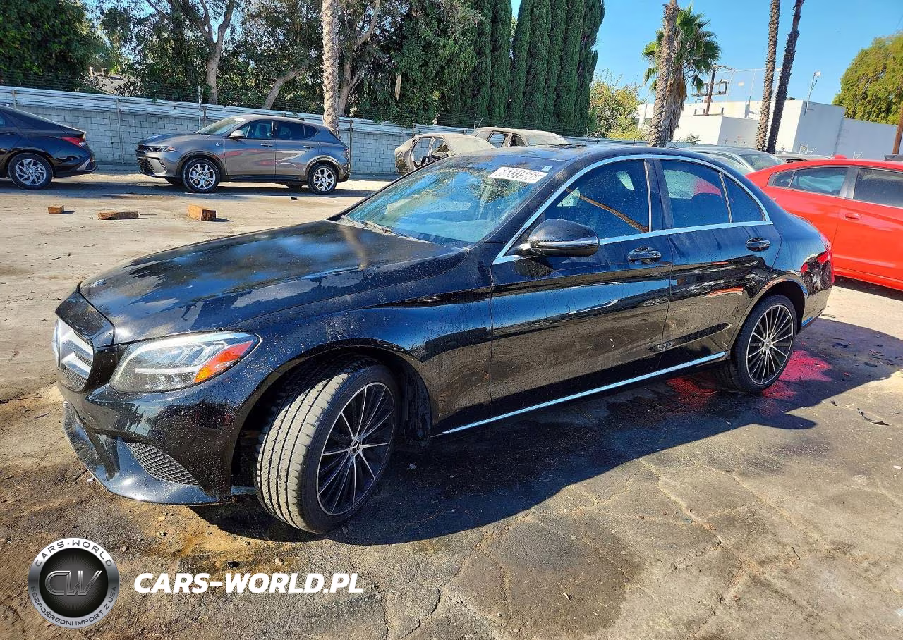 2019 Mercedes-Benz C 300