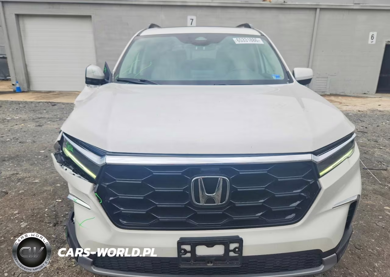 2025 Honda Pilot Touring VIN:5FNYG1H70SB004172 - 5