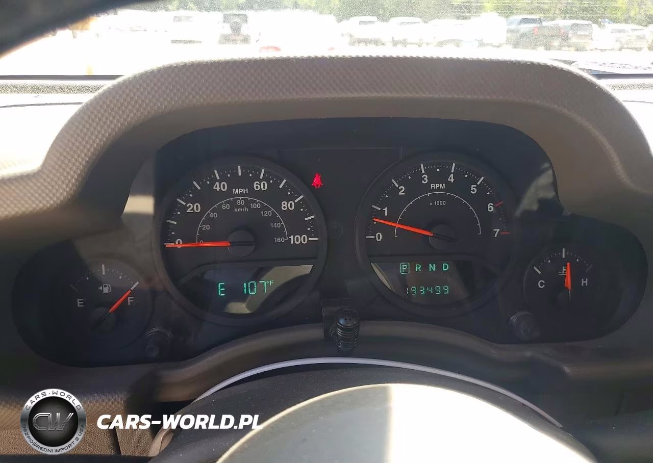 2009 Jeep Wrangler X VIN:1J4FA24119L769425 - 9