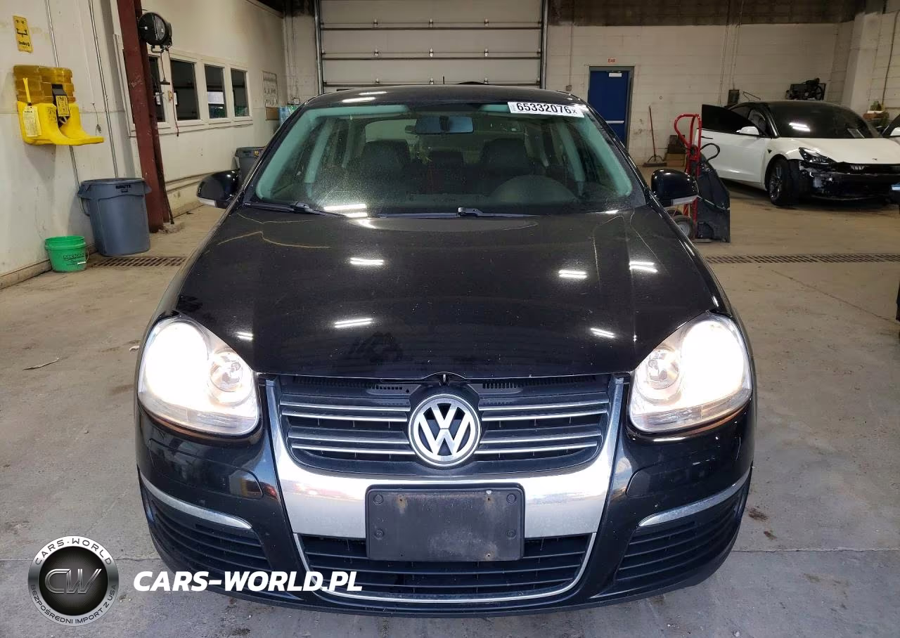 2010 Volkswagen Jetta Limited VIN:3VWAX7AJ5AM117214 - 5