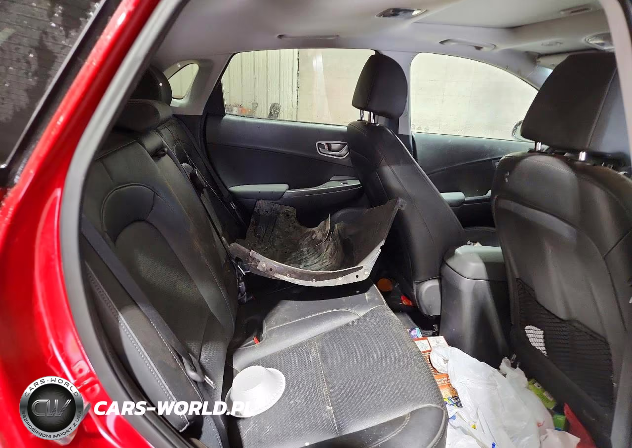 2021 Hyundai Kona Ultimate VIN:KM8K53AG2MU104183 - 10
