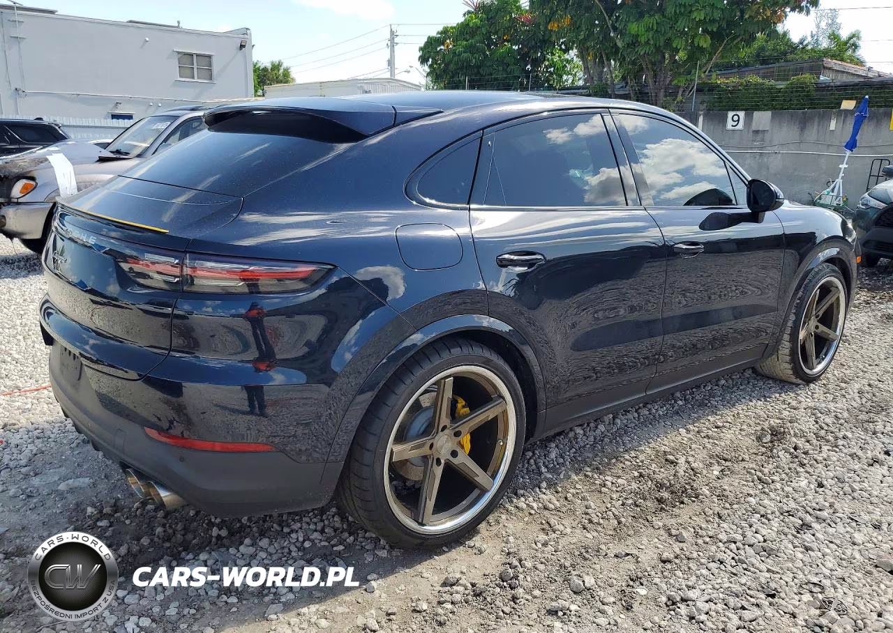 2021 Porsche Cayenne Coupe VIN:WP1BA2AY0MDA41375 - 3