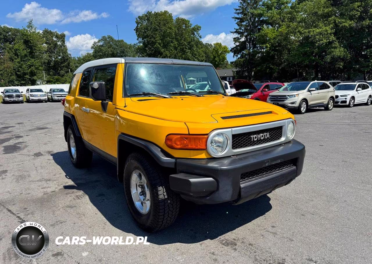 2008 Toyota Fj Cruiser Base VIN:JTEBU11F08K007516 - 4