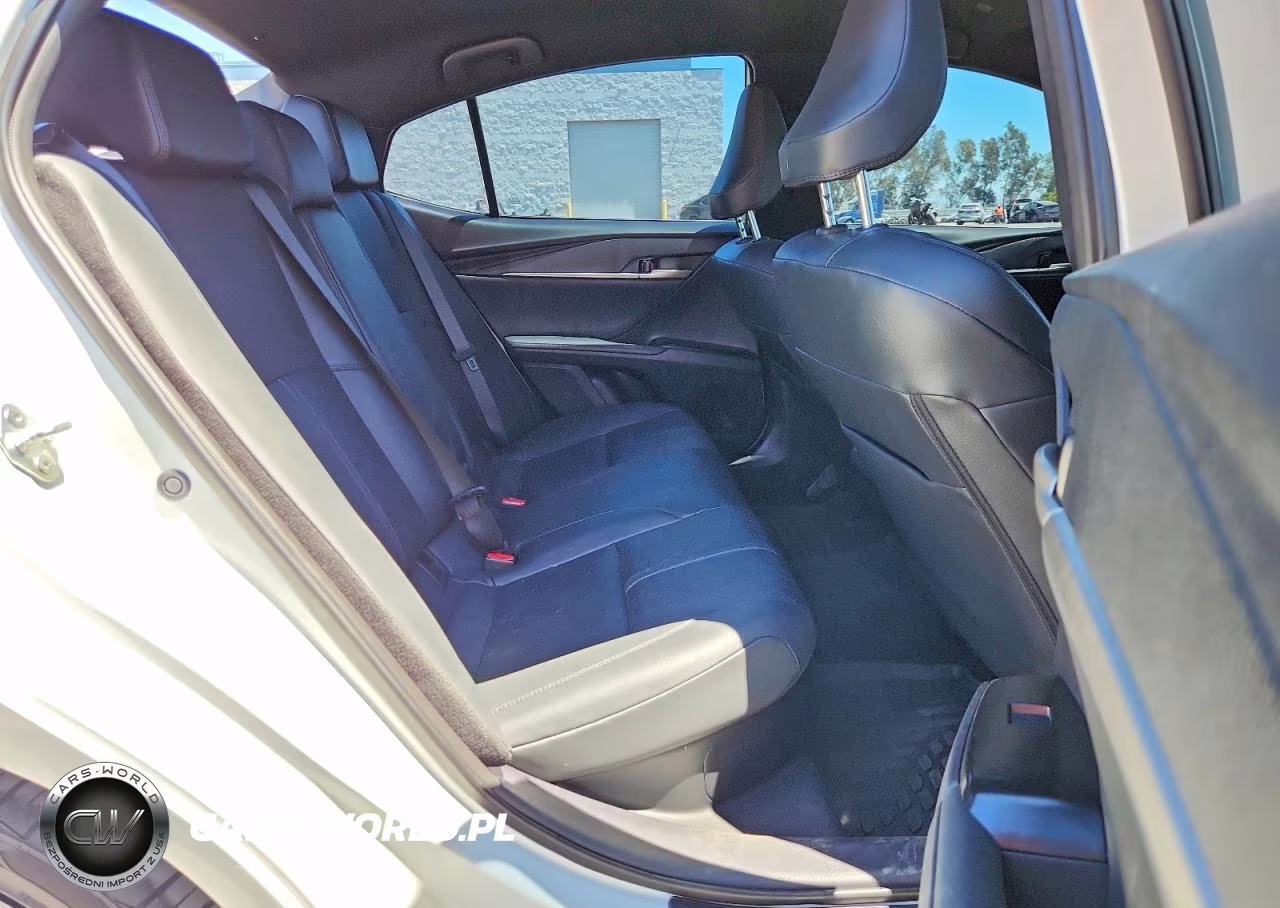 2025 Toyota Camry Xse VIN:4T1DAACK1SU037230 - 10