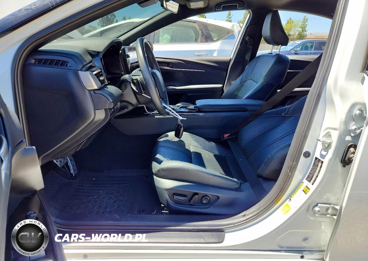 2025 Toyota Camry Xse VIN:4T1DAACK1SU037230 - 7