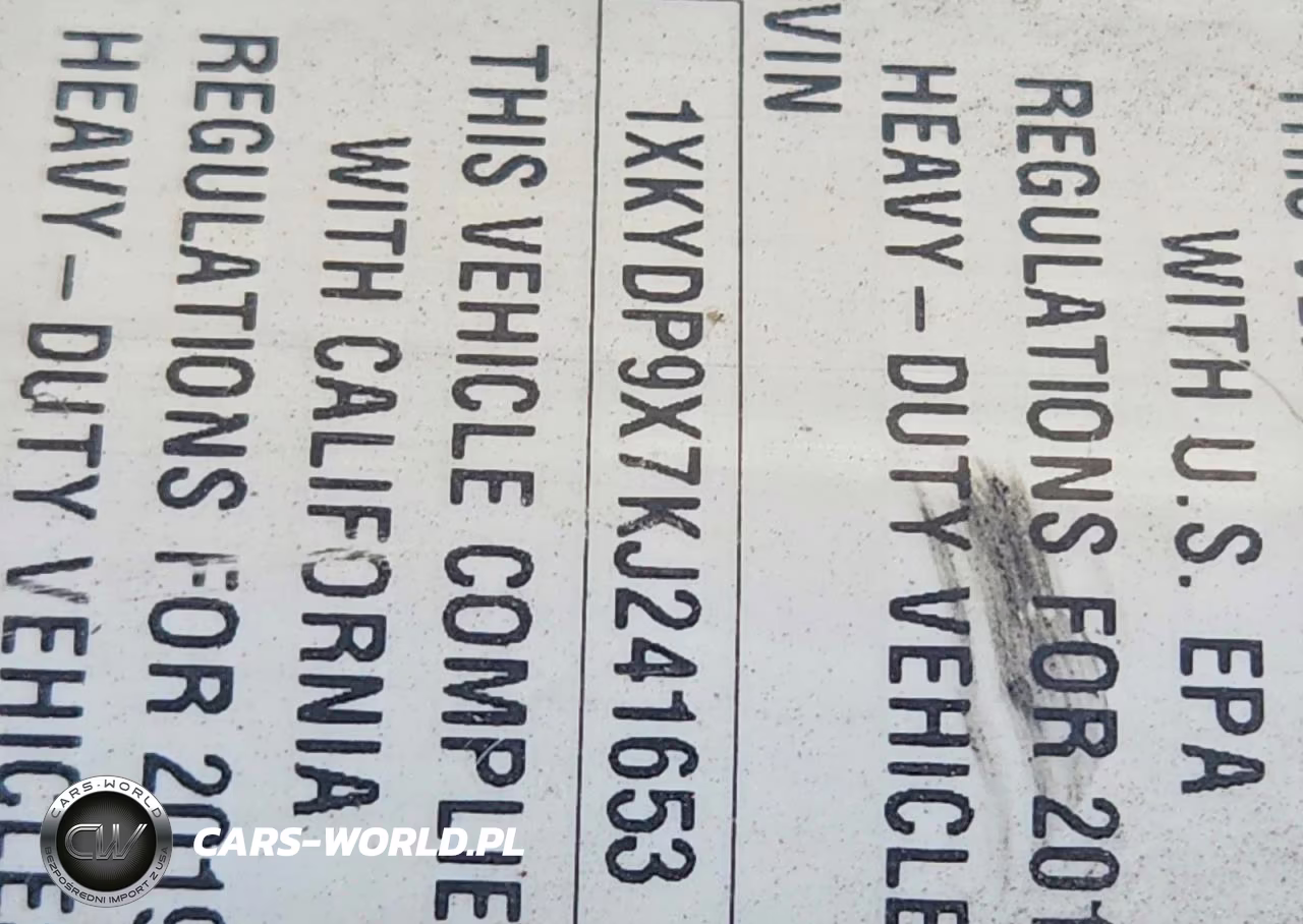 2019 Kenworth T680 Semi Truck VIN:1XKYDP9X7KJ241653 - 12