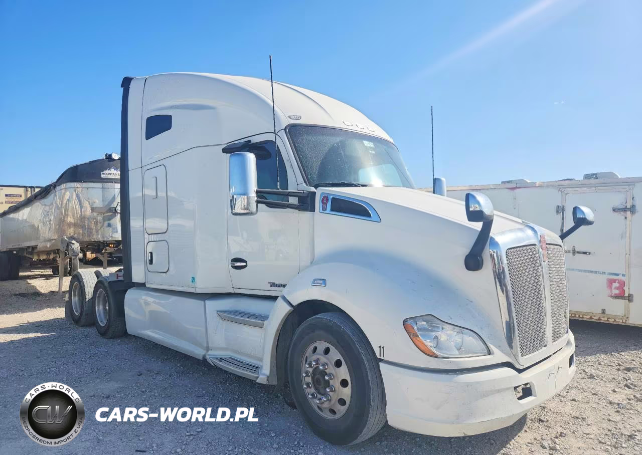 2019 Kenworth T680 Semi Truck VIN:1XKYDP9X7KJ241653 - 4