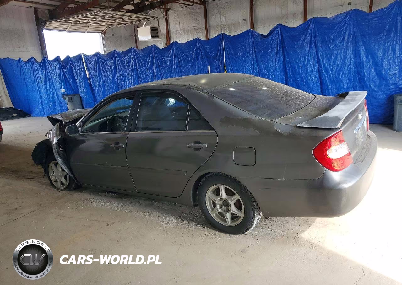 2002 Toyota Camry Le VIN:4T1BE32K22U617658 - 2