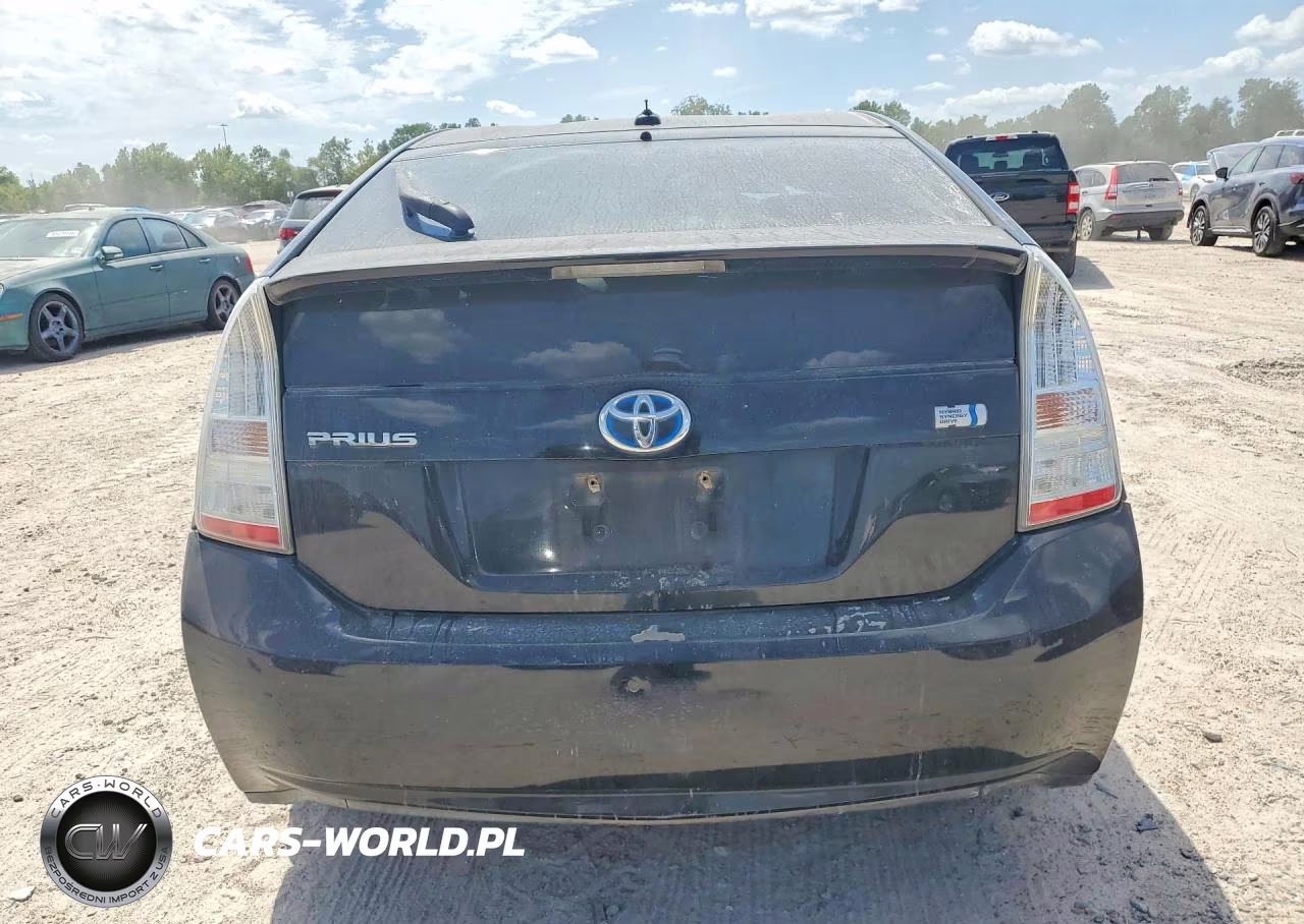 2011 Toyota Prius Two VIN:JTDKN3DU1B0321525 - 6