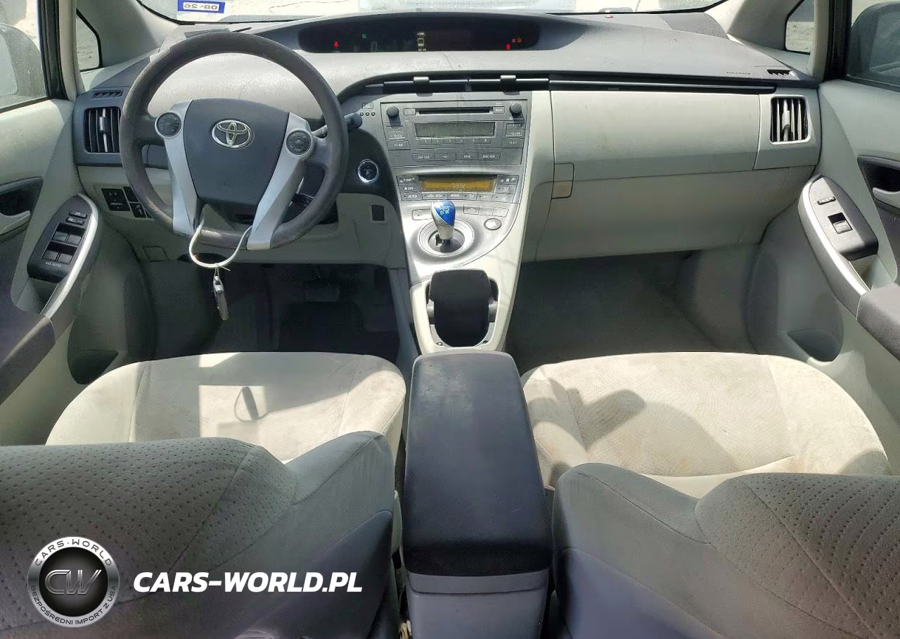2011 Toyota Prius Two VIN:JTDKN3DU1B0321525 - 8