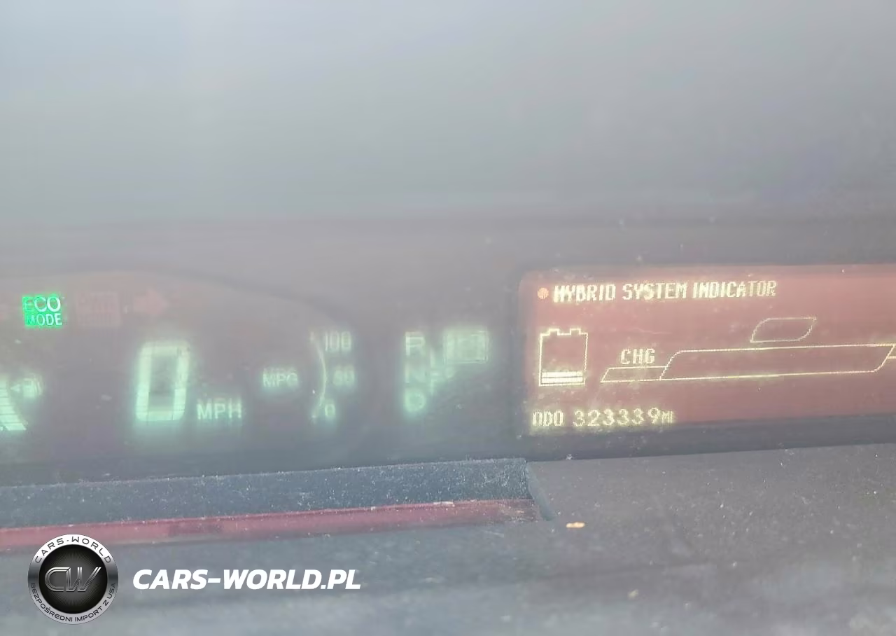2011 Toyota Prius Two VIN:JTDKN3DU1B0321525 - 9