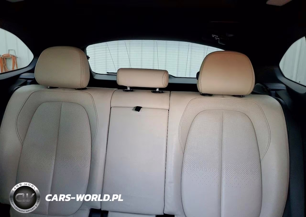 2016 BMW X1 xDrive28I VIN:WBXHT3C37G5E52841 - 10