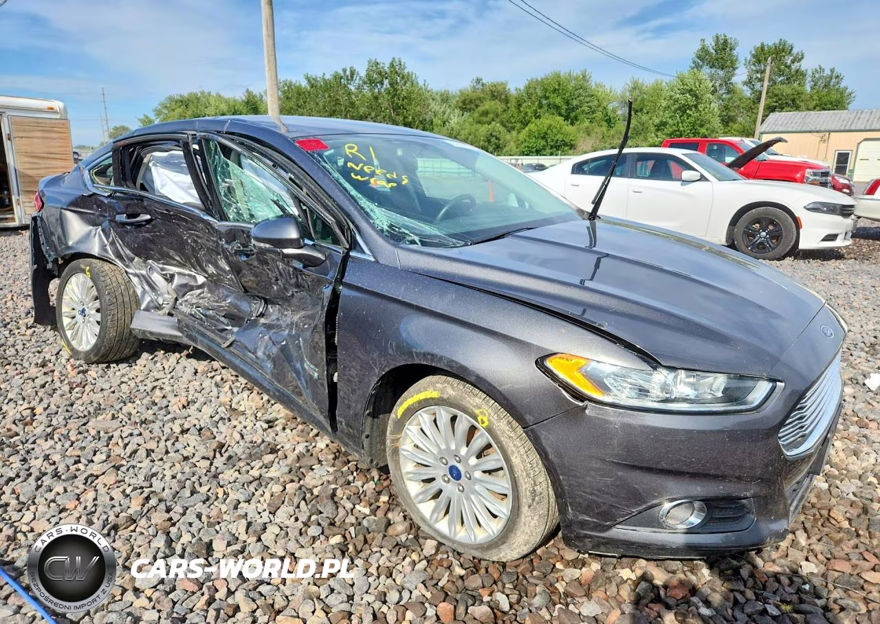 2016 Ford Fusion Se Phev VIN:3FA6P0PU9GR213690 - 4