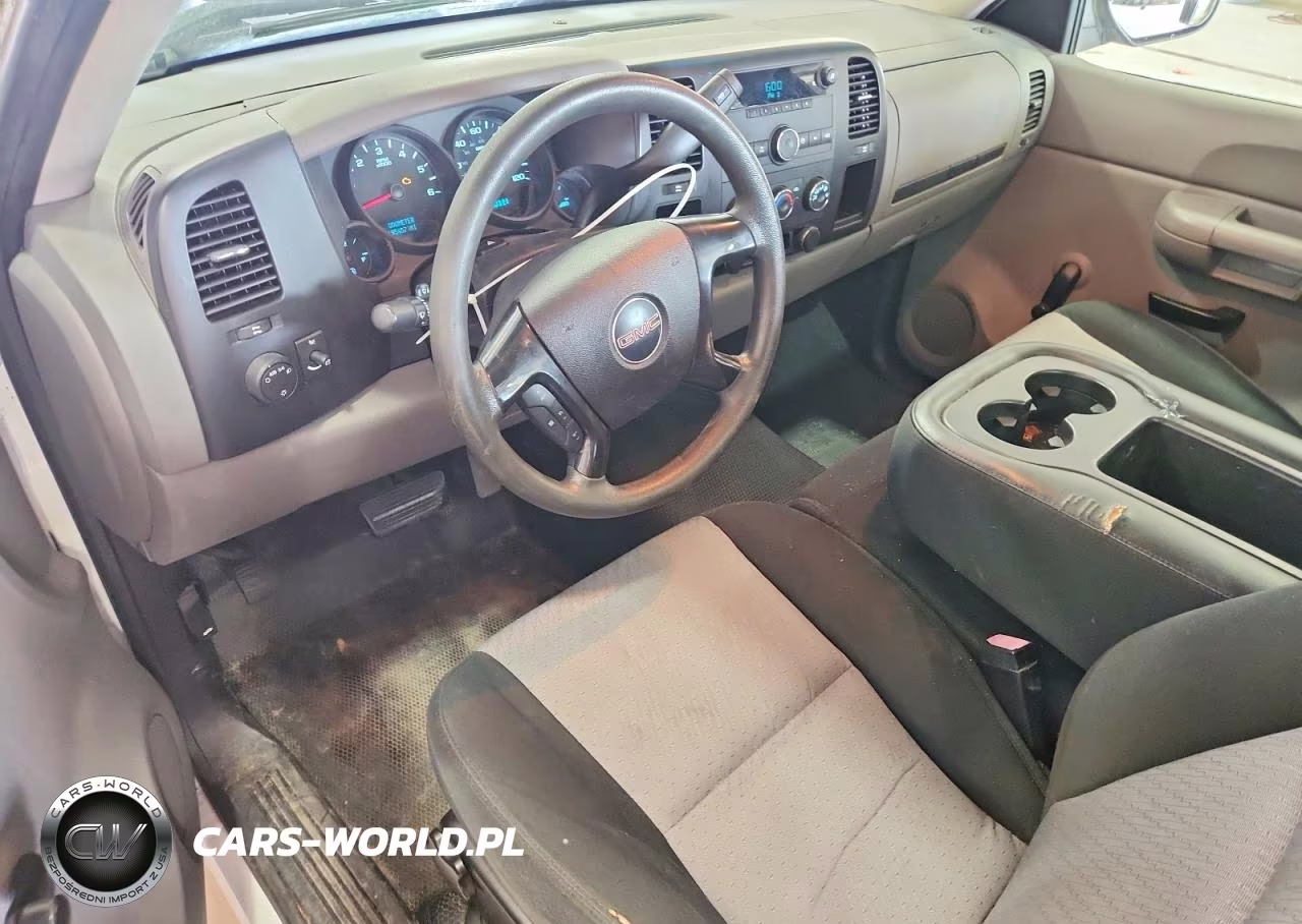 2007 GMC New Sierra C1500 Classic VIN:1GTEC14X87Z643437 - 8