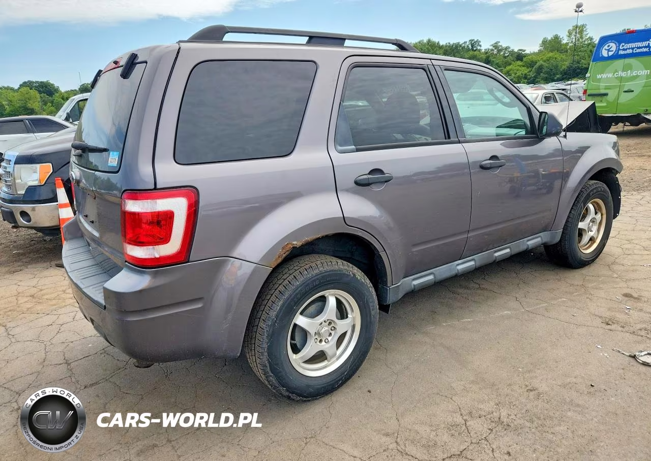 2011 Ford Escape Xlt VIN:1FMCU0D71BKC53971 - 3