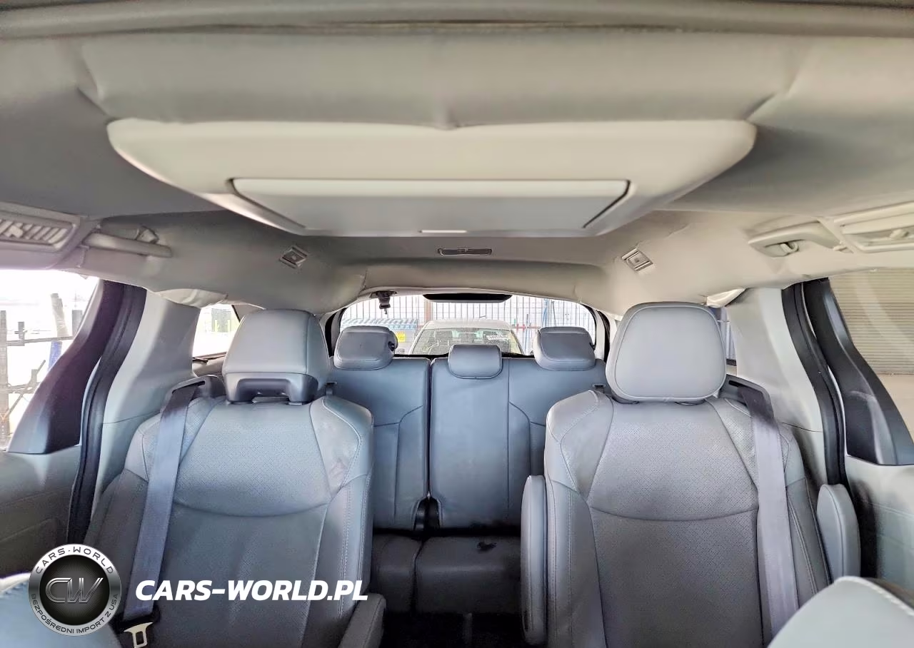 2021 Toyota Sienna Limited 7-Passenger VIN:5TDZSKFC1MS013406 - 10