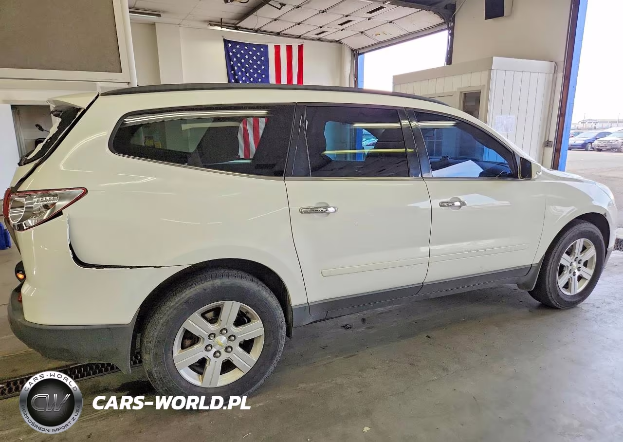 2012 Chevrolet Traverse Lt VIN:1GNKVGED9CJ327825 - 3