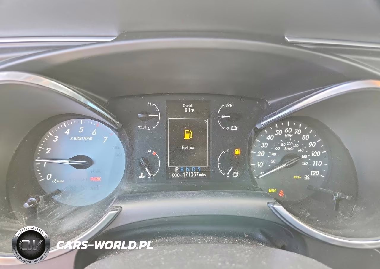 2018 Toyota Sequoia Trd Sport VIN:5TDBY5G14JS160264 - 9