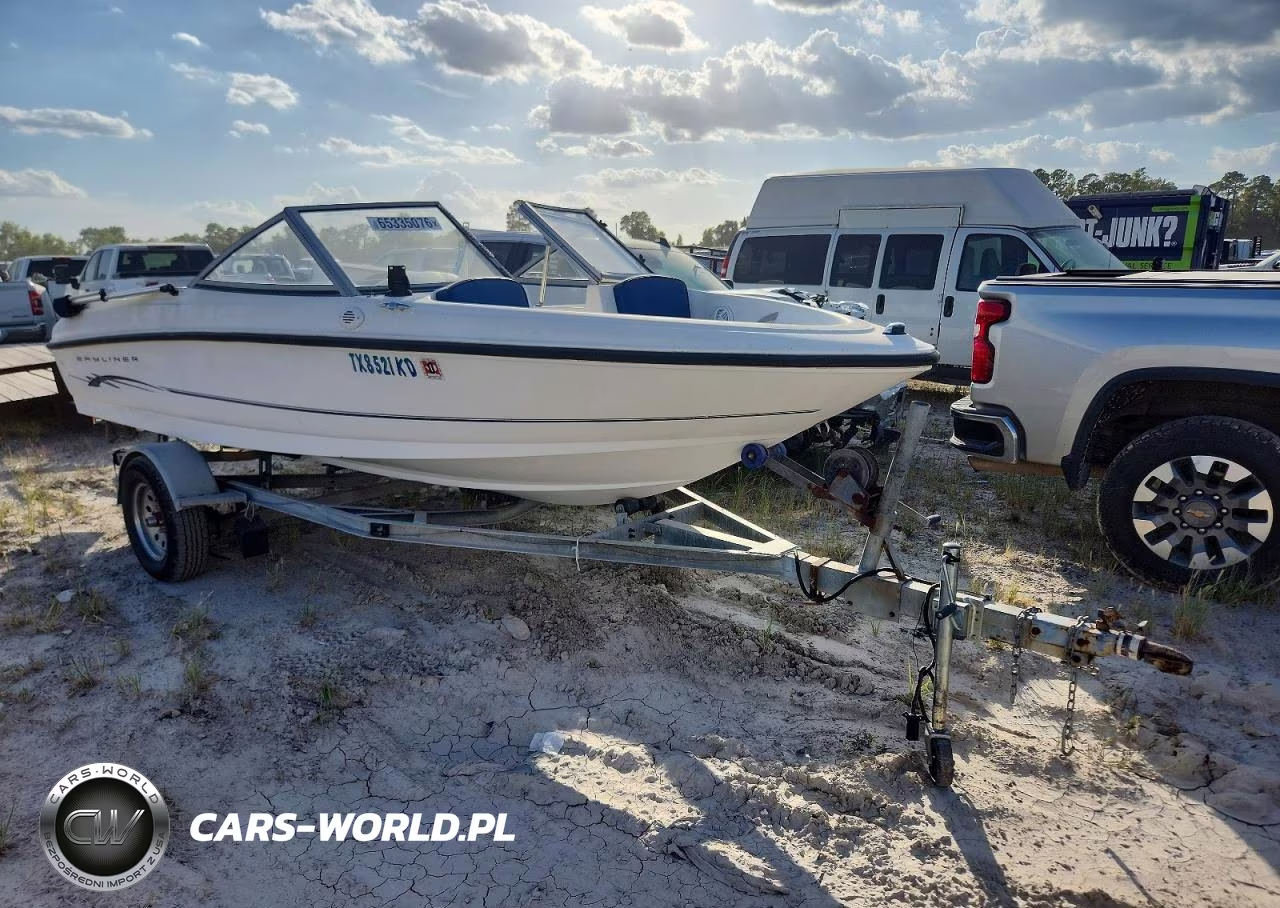 2005 Bayliner Unknown Boat Boat