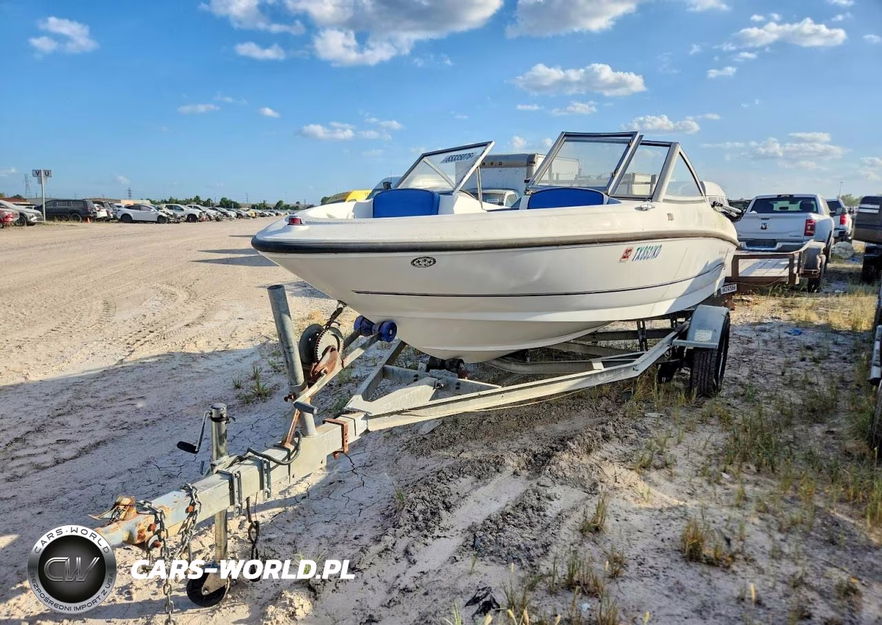 2005 Bayliner Unknown Boat Boat VIN:BBB37UCUC505 - 2