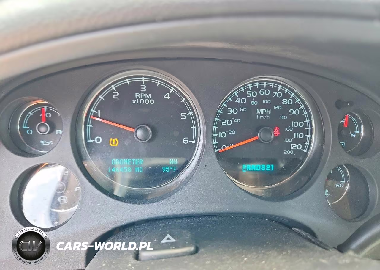 2009 Chevrolet Tahoe C1500 Ls VIN:1GNFC13C39R161469 - 9
