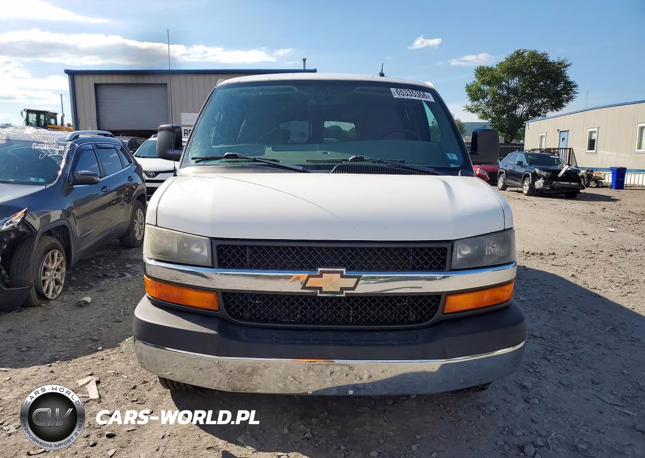 2015 Chevrolet Express G3500 Lt VIN:1GAZG1FF1F1110801 - 5
