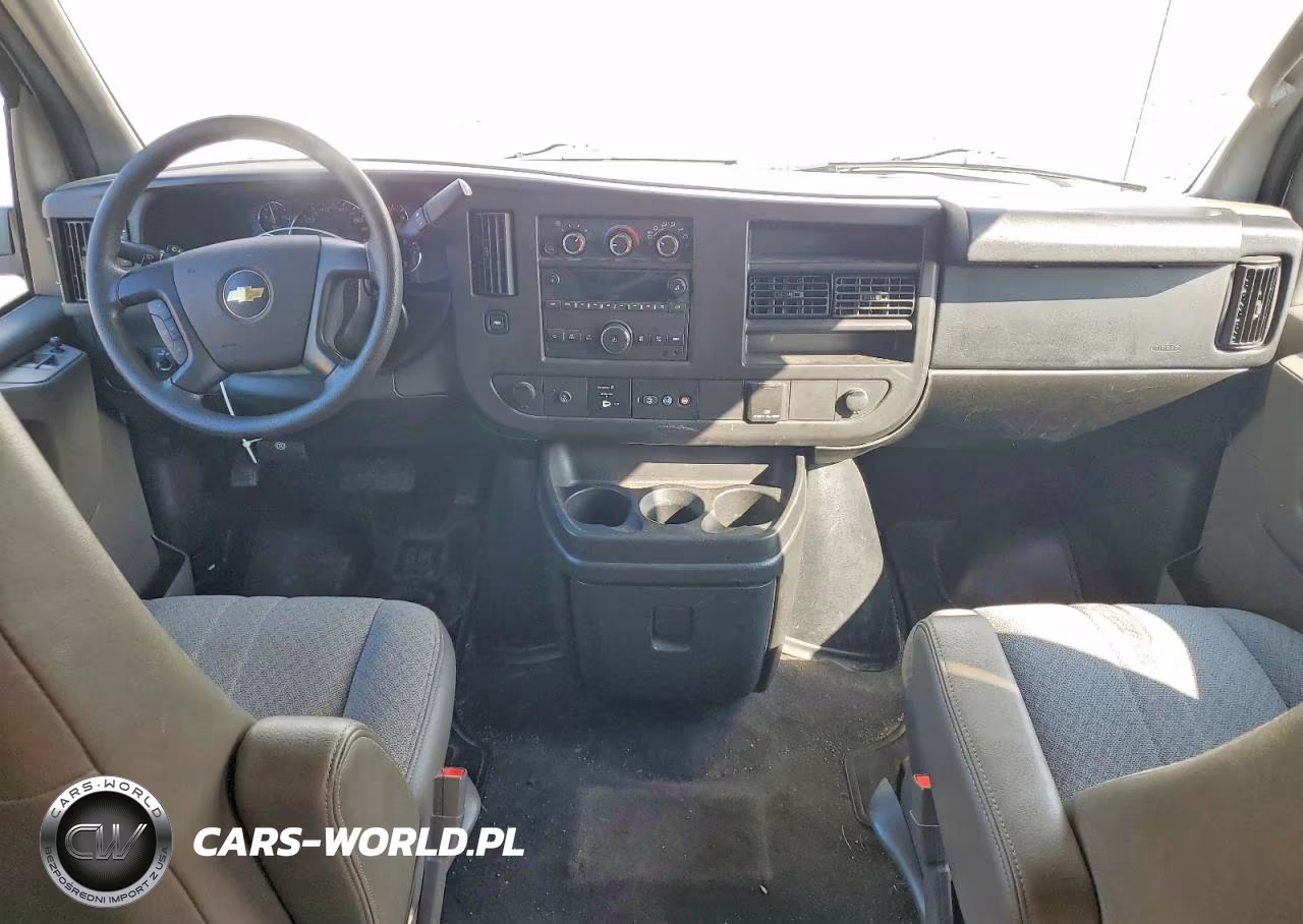 2015 Chevrolet Express G3500 Lt VIN:1GAZG1FF1F1110801 - 8