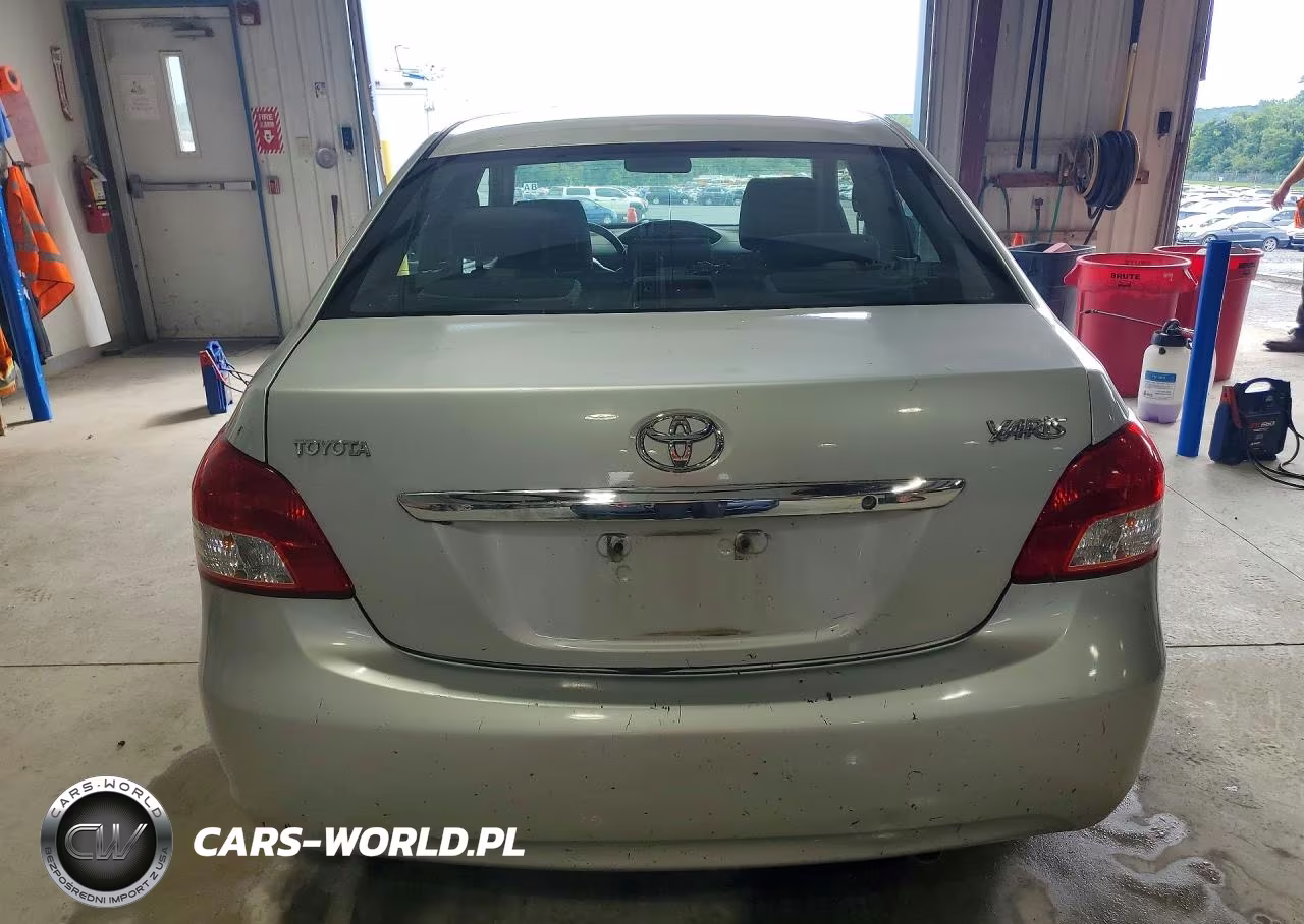 2007 Toyota Yaris Base VIN:JTDBT903271121910 - 6