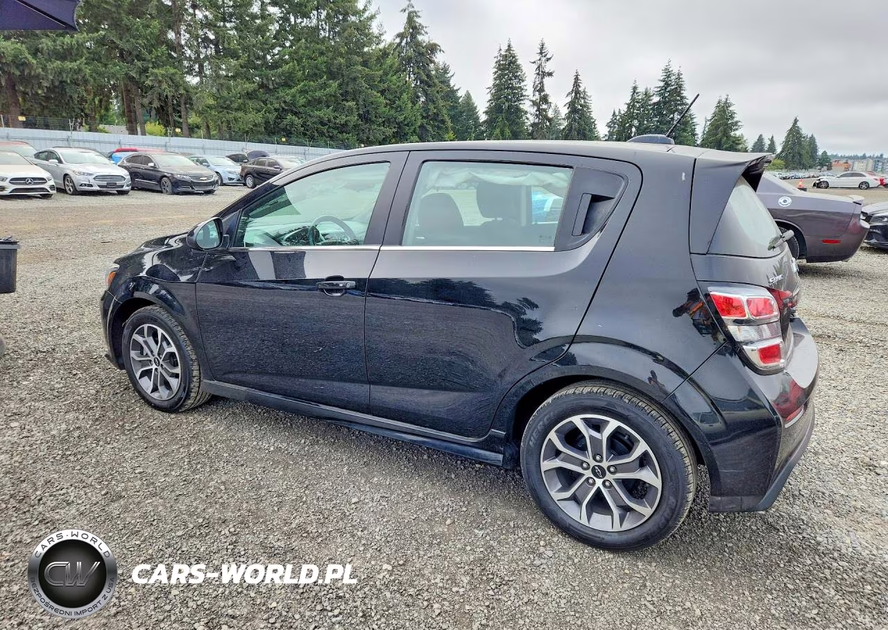 2020 Chevrolet Sonic Lt VIN:1G1JD6SB6L4111443 - 2