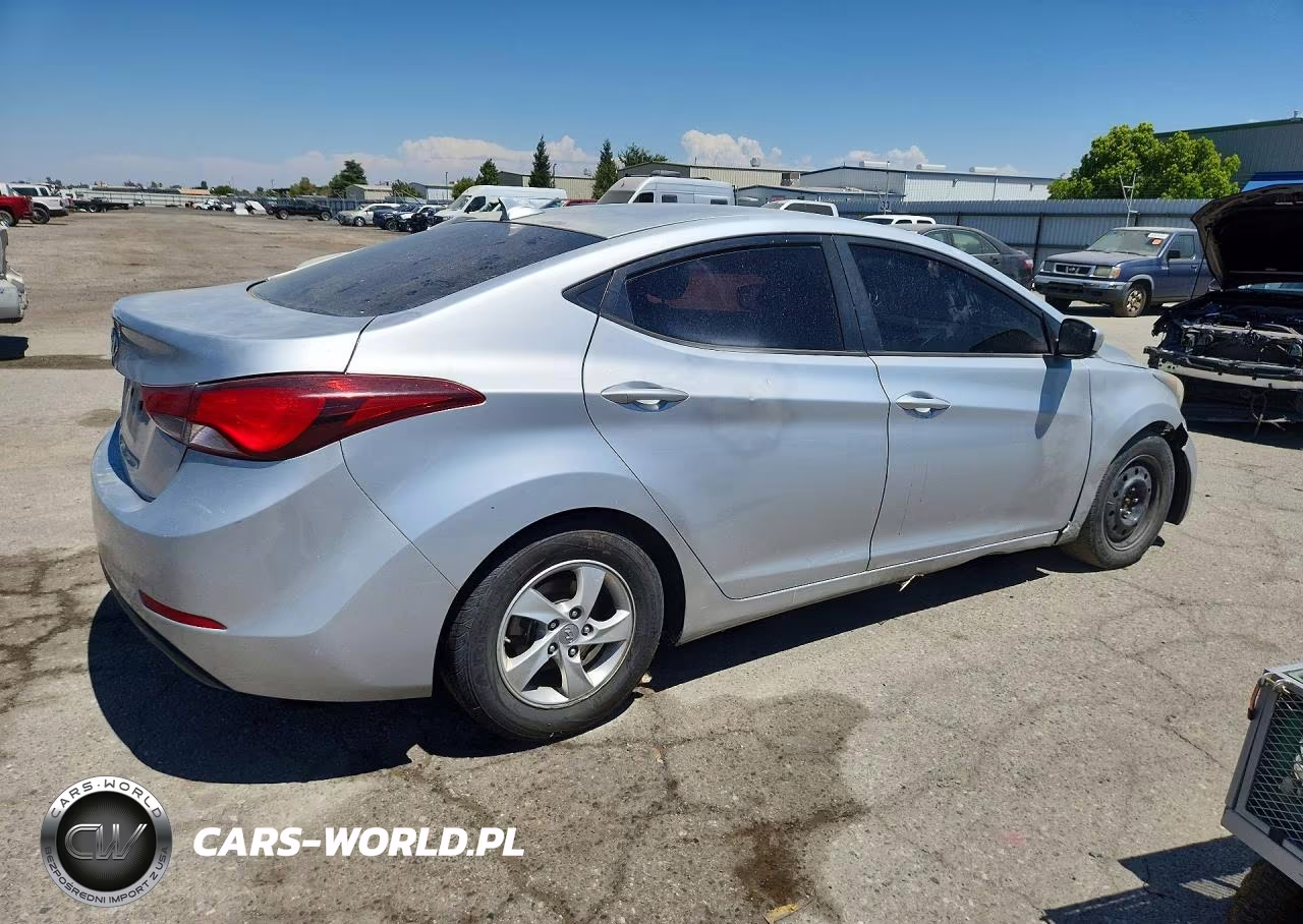2014 Hyundai Elantra Se VIN:5NPDH4AE2EH528029 - 3