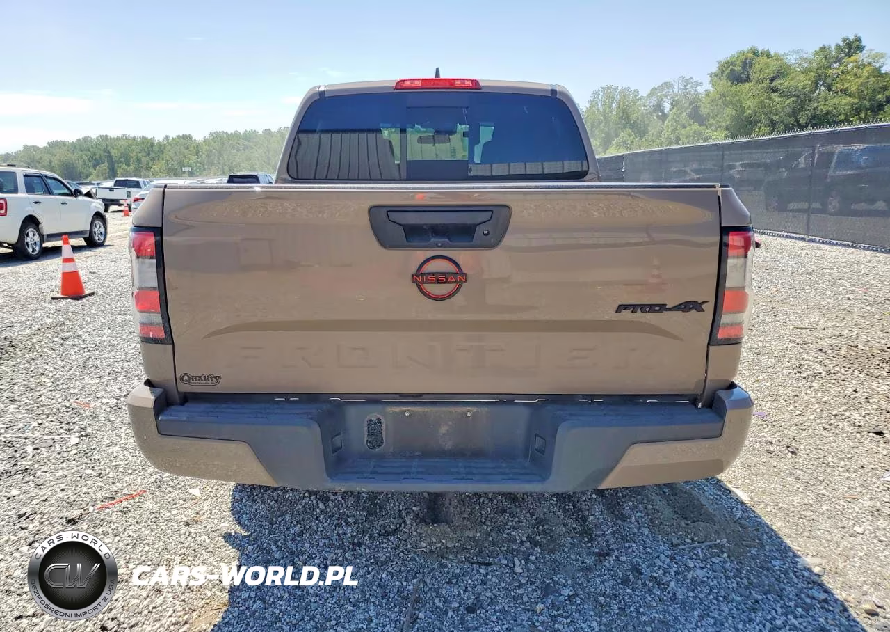 2024 Nissan Frontier Pro-4X VIN:1N6ED1EK8RN668099 - 6