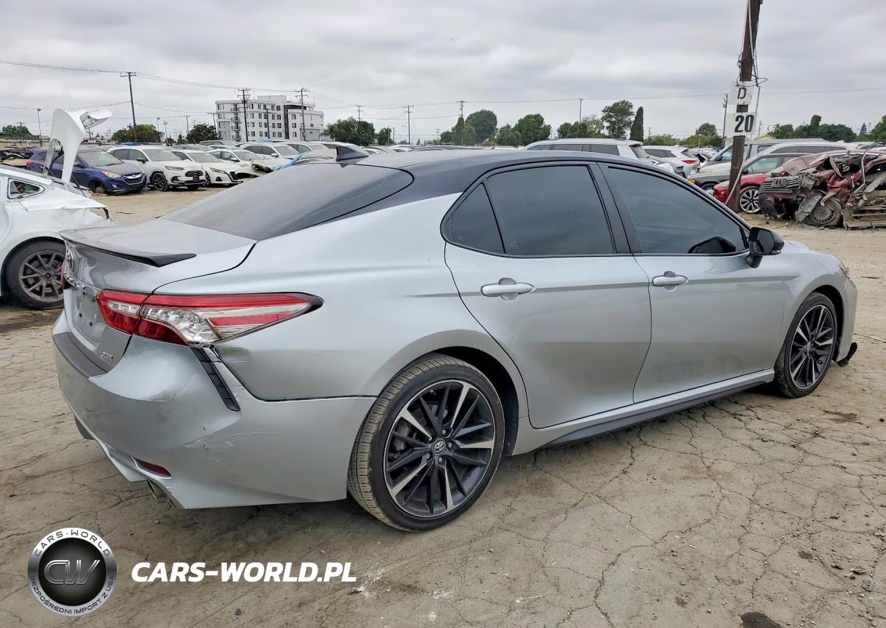 2019 Toyota Camry Xse VIN:4T1B61HK3KU215849 - 3