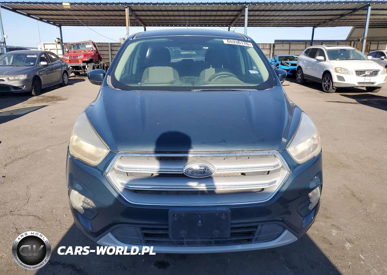 2019 Ford Escape Se VIN:1FMCU0GD7KUB13235 - 5