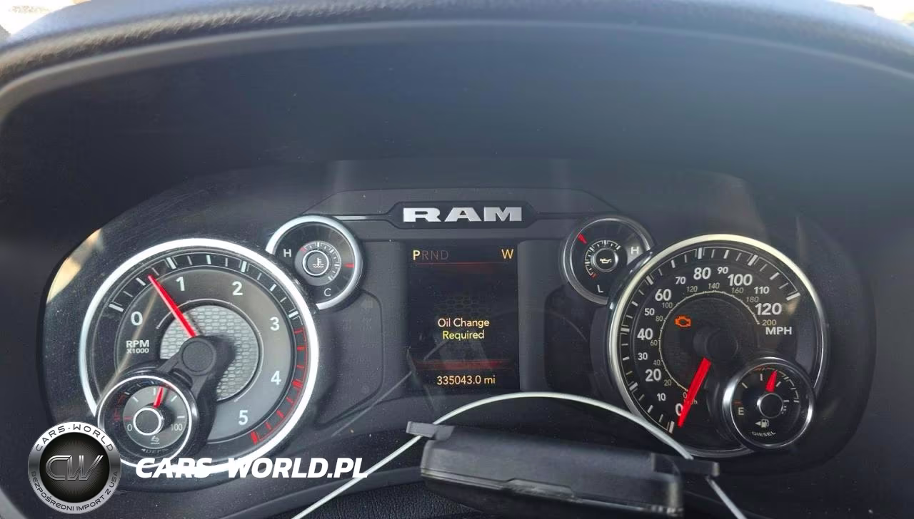 2023 Ram 3500 VIN:3C7WRTCLXPG650664 - 8