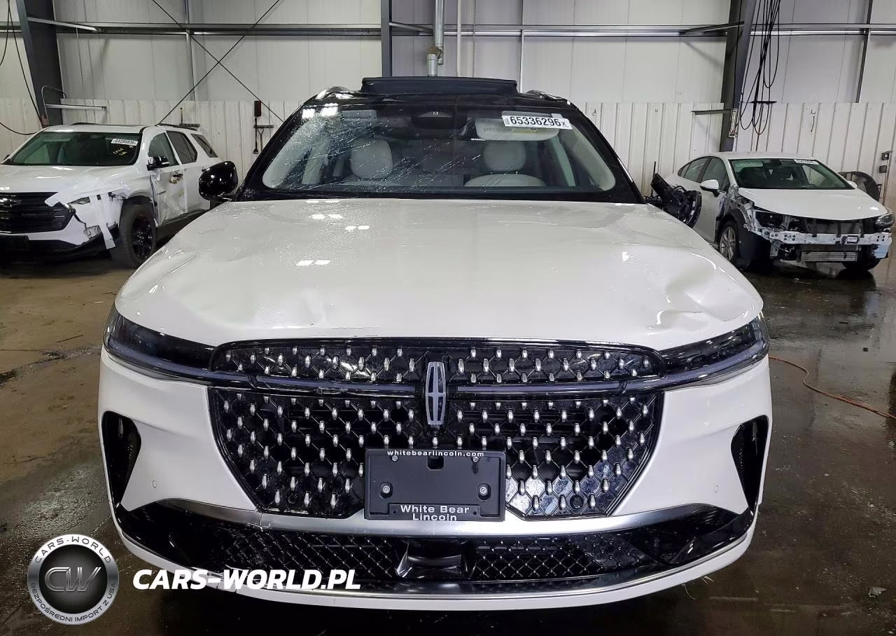 2026 Lincoln Nautilus Reserve VIN:5LMPJ8KA7TJ987753 - 5