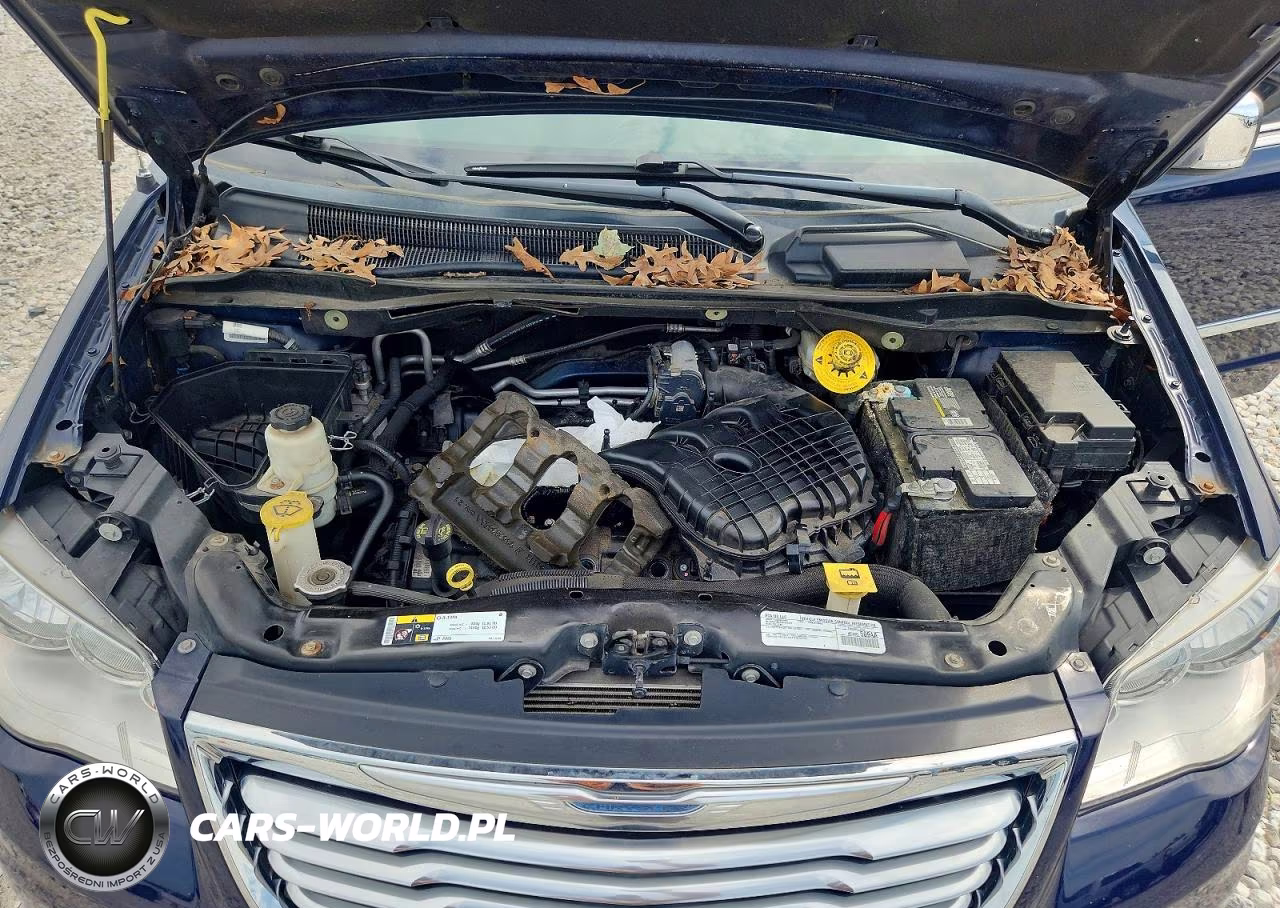 2016 Chrysler Town & Country Touring L VIN:2C4RC1CG3GR303044 - 12