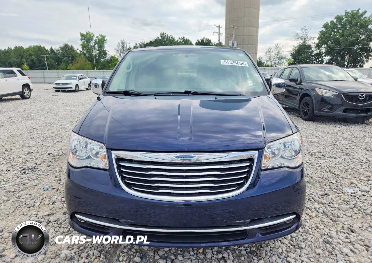 2016 Chrysler Town & Country Touring L VIN:2C4RC1CG3GR303044 - 5