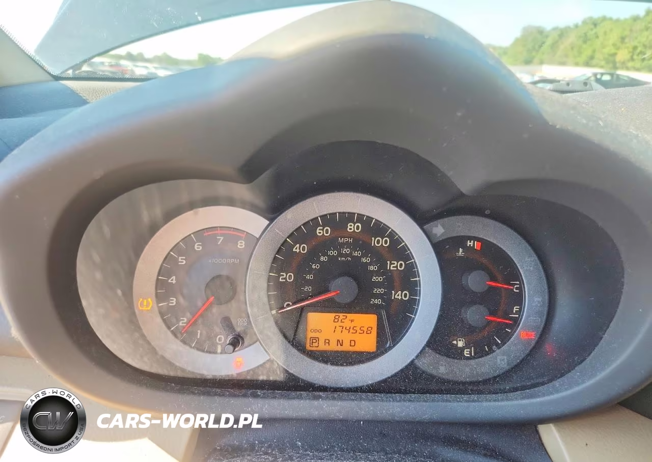 2010 Toyota Rav4 Limited VIN:JTMDK4DV0AD014452 - 9