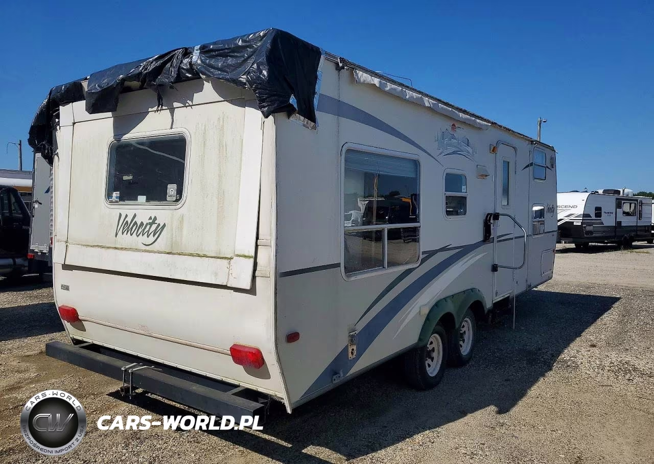 2006 Coach Velocity Camper VIN:5P62B296566100201 - 4
