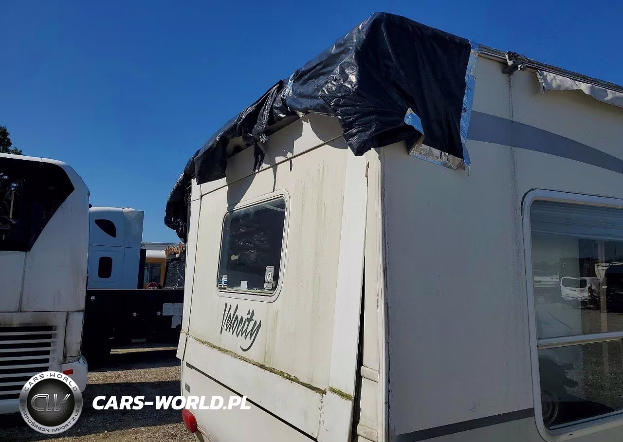 2006 Coach Velocity Camper VIN:5P62B296566100201 - 9