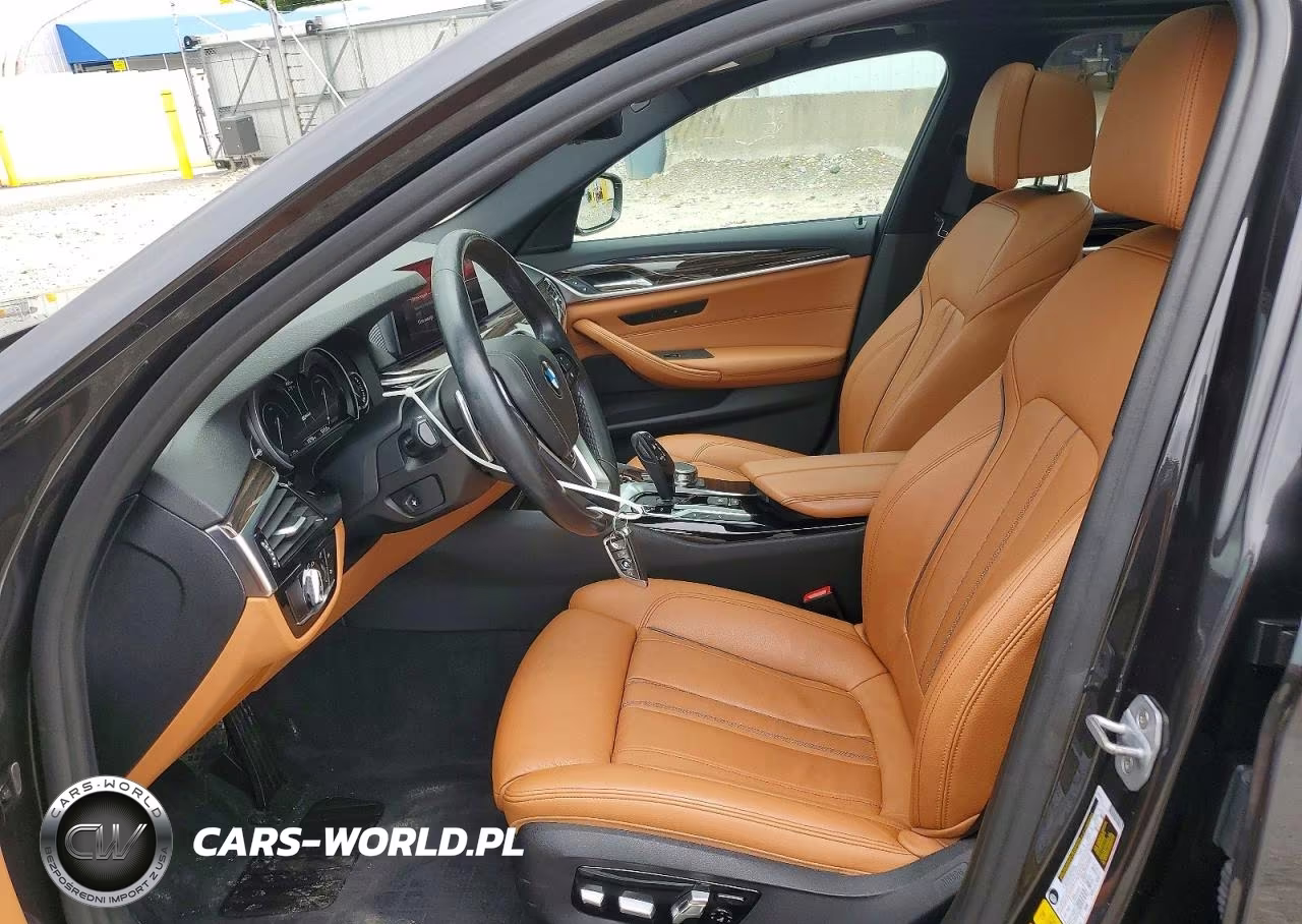 2019 BMW 530Xe VIN:WBAJB1C54KB375213 - 7