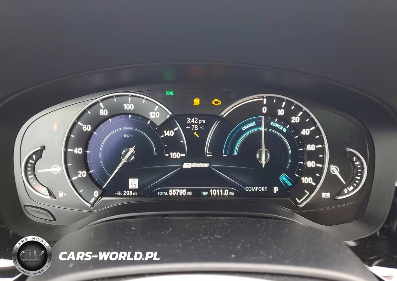 2019 BMW 530Xe VIN:WBAJB1C54KB375213 - 9
