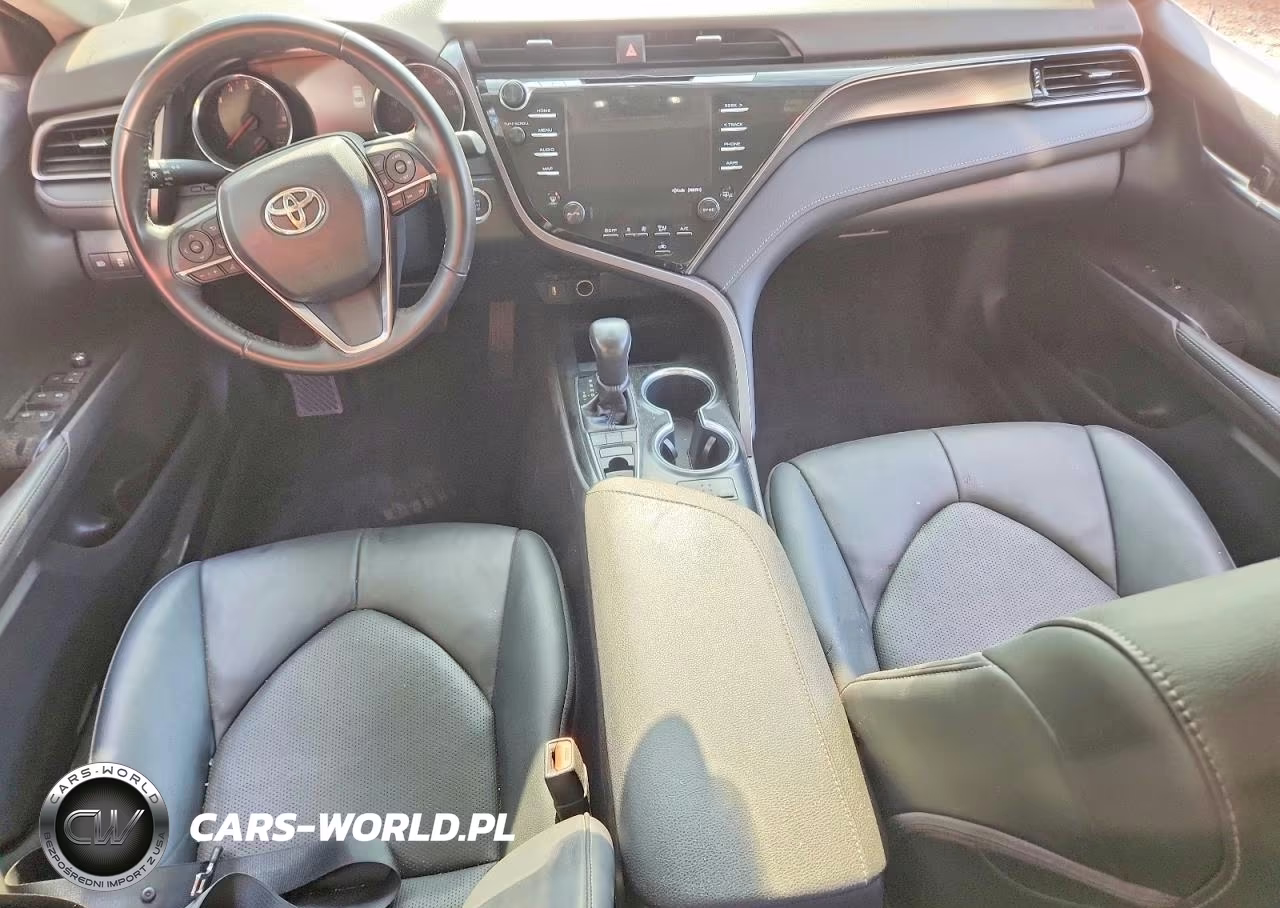 2020 Toyota Camry Xse VIN:4T1K61AK6LU304441 - 8