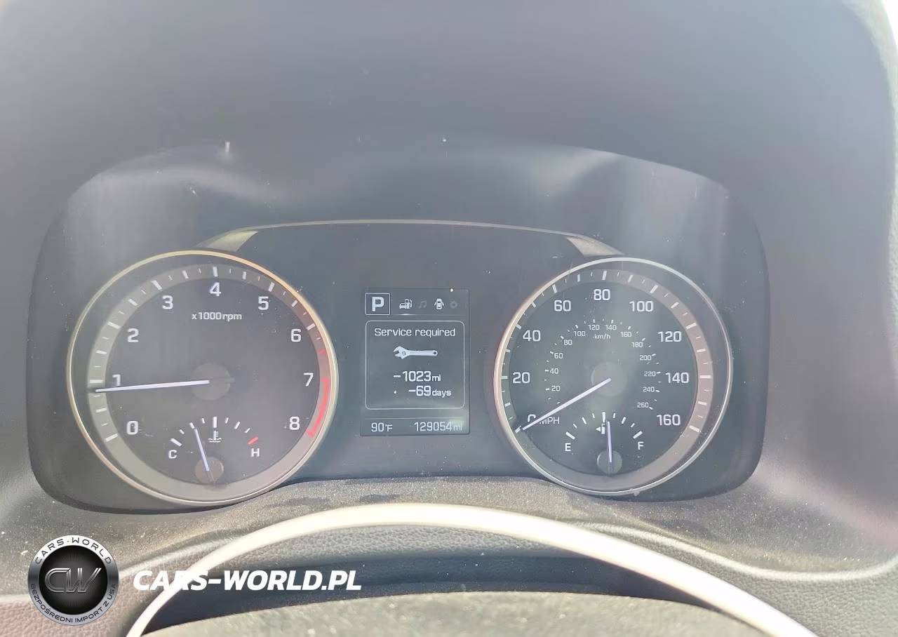 2018 Hyundai Elantra Sel VIN:5NPD84LF2JH314688 - 9