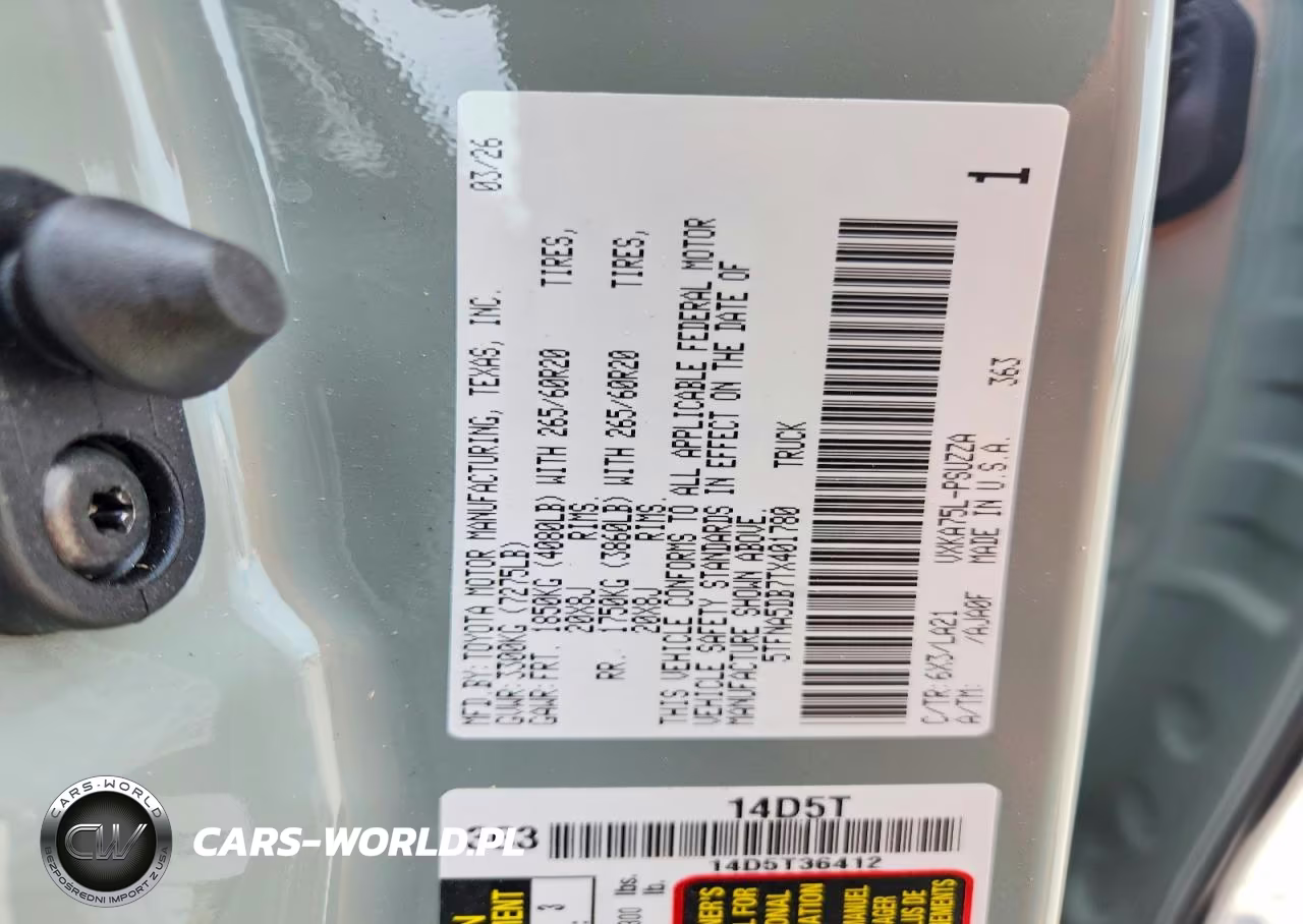 2026 Toyota Tundra Platinum VIN:5TFNA5DB7TX401780 - 12